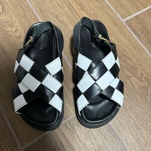 ALOHAS Black and White Checkered Sandals
